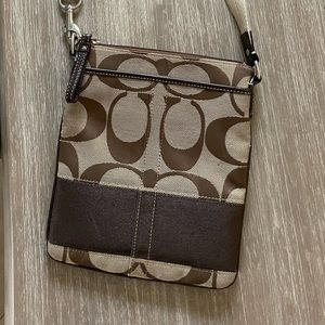 Crossbody Coach knock off